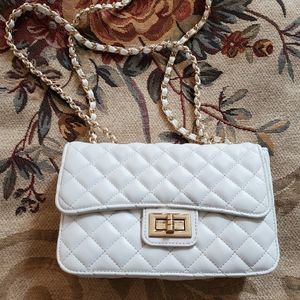 White Quilted shoulder bag NWOT